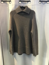 Load image into Gallery viewer, Harris Tapper Wool Jersey

